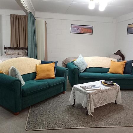Park View 'Home Away From Home' Feilding Exterior foto